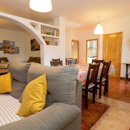 Vila Casa Jurinea Alzar Torres  Exteriér fotografie